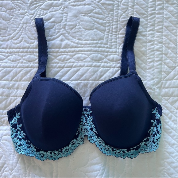 Wacoal Other - Wacoal Embrace Lace Navy Contour Bra